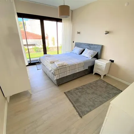 Located 3 Km From The Center Of Dom wakacyjny Çeşme
